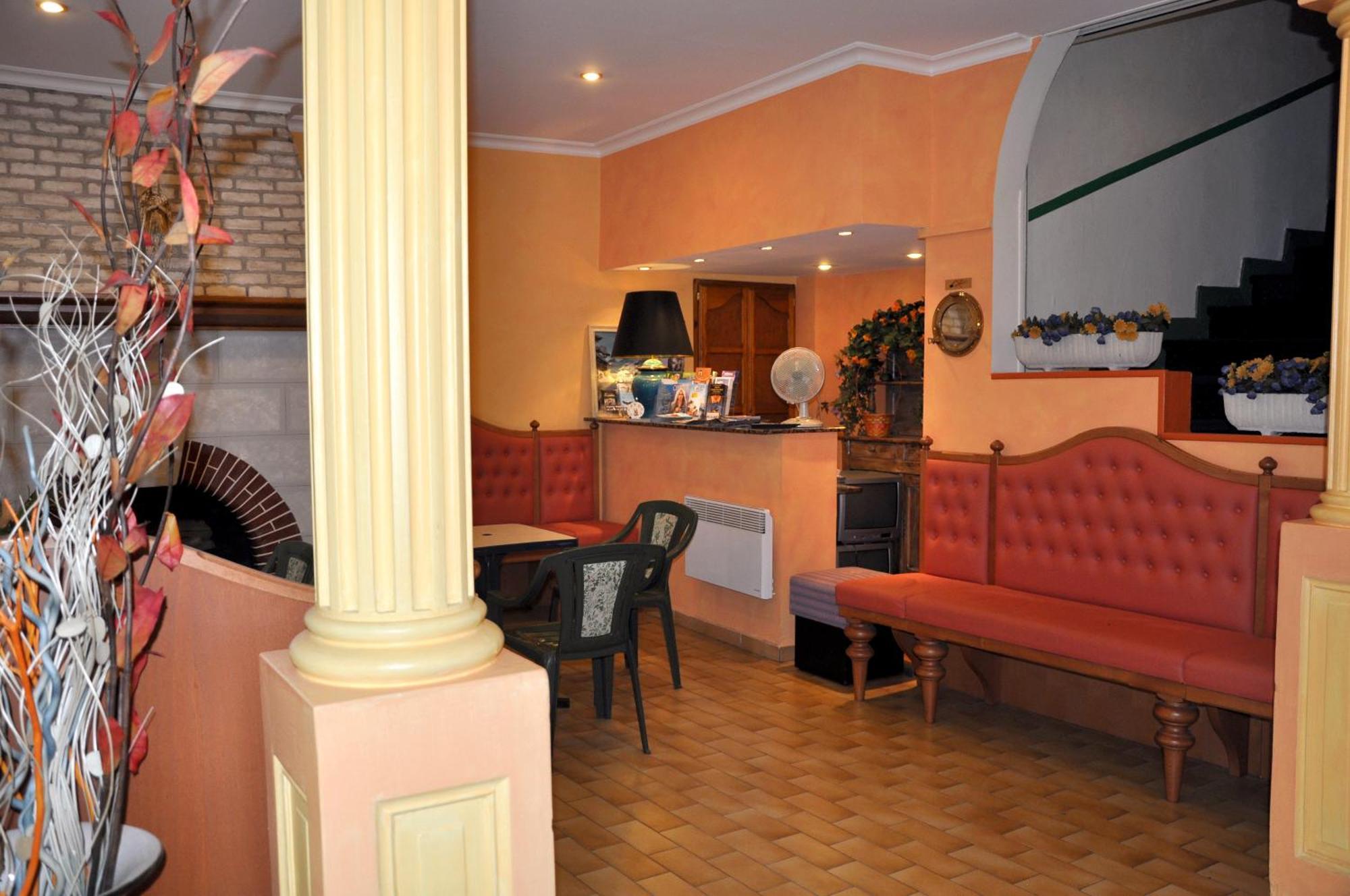 Hotel Du Commerce Et De Navarre Lurdy Exteriér fotografie